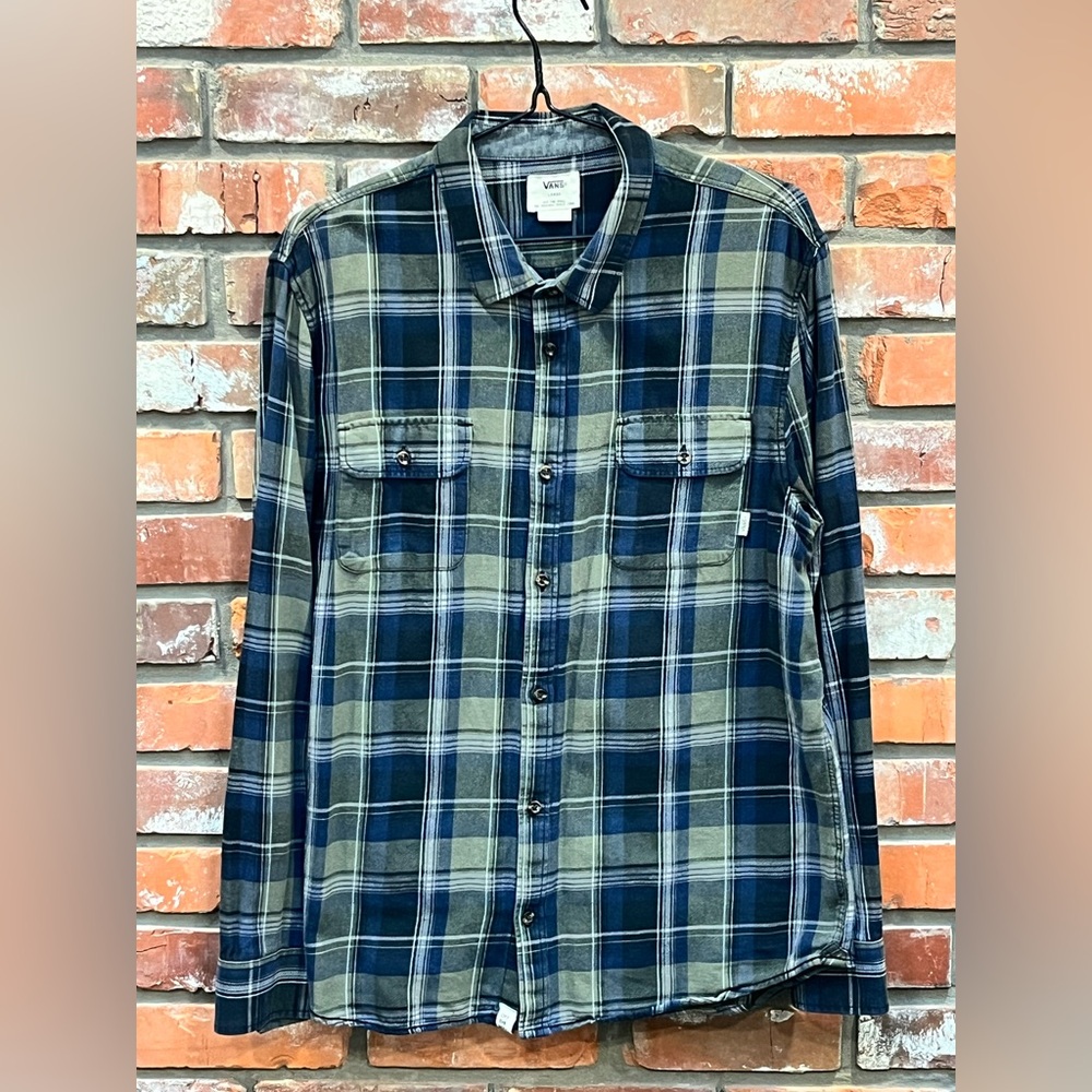Vans Classic Fit Casual Button Down